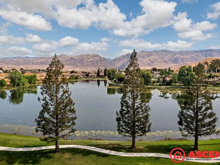 14500 Las Palmas Dr #32 — Photo 19