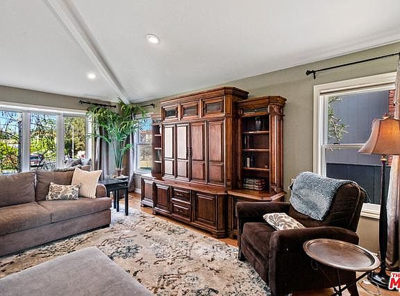 5th image of 9016 Monte Mar Dr