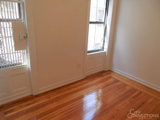 Rented by City Connections Realty | media 20