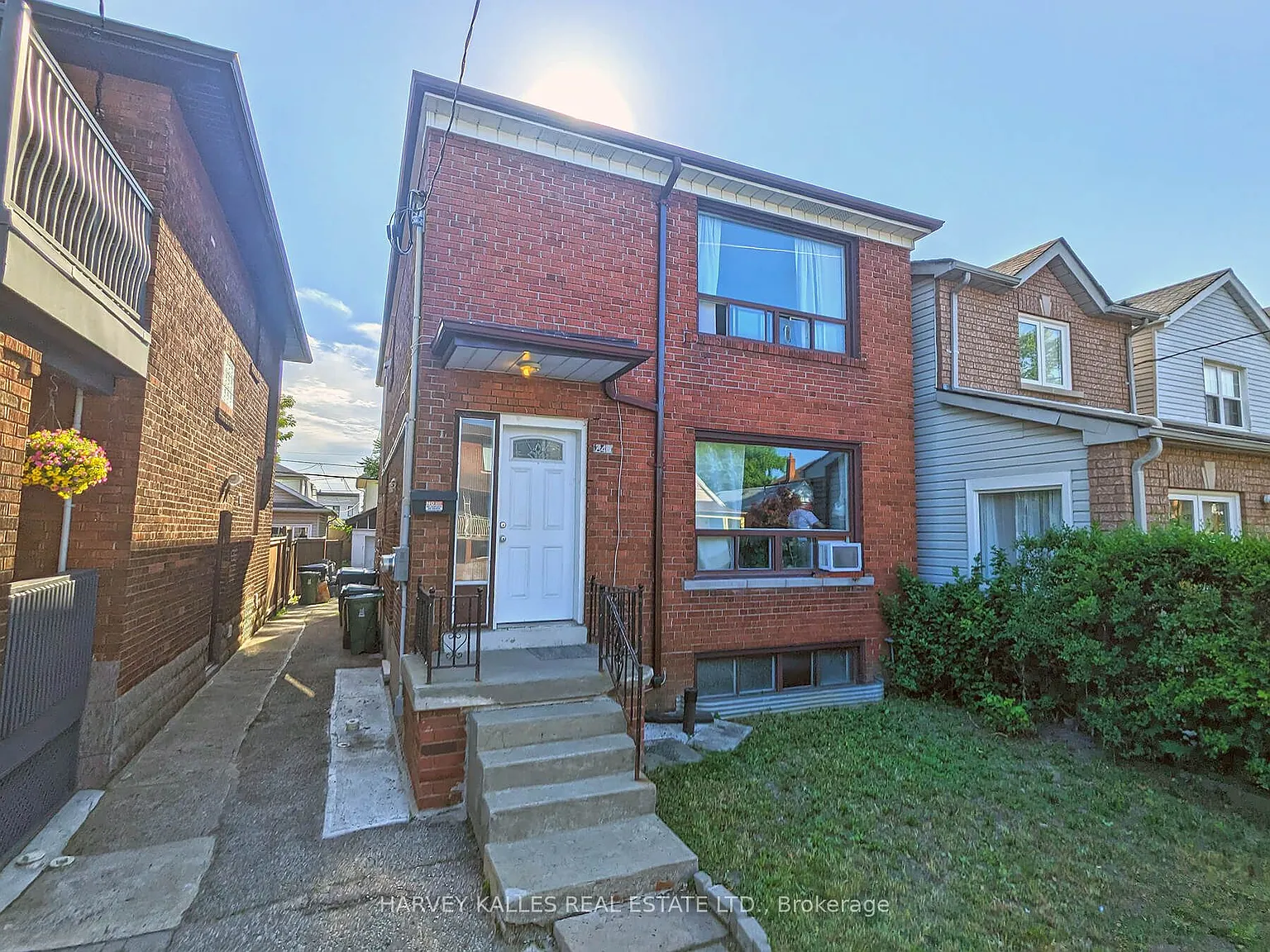 2 bed, $2,395 — Photo 1