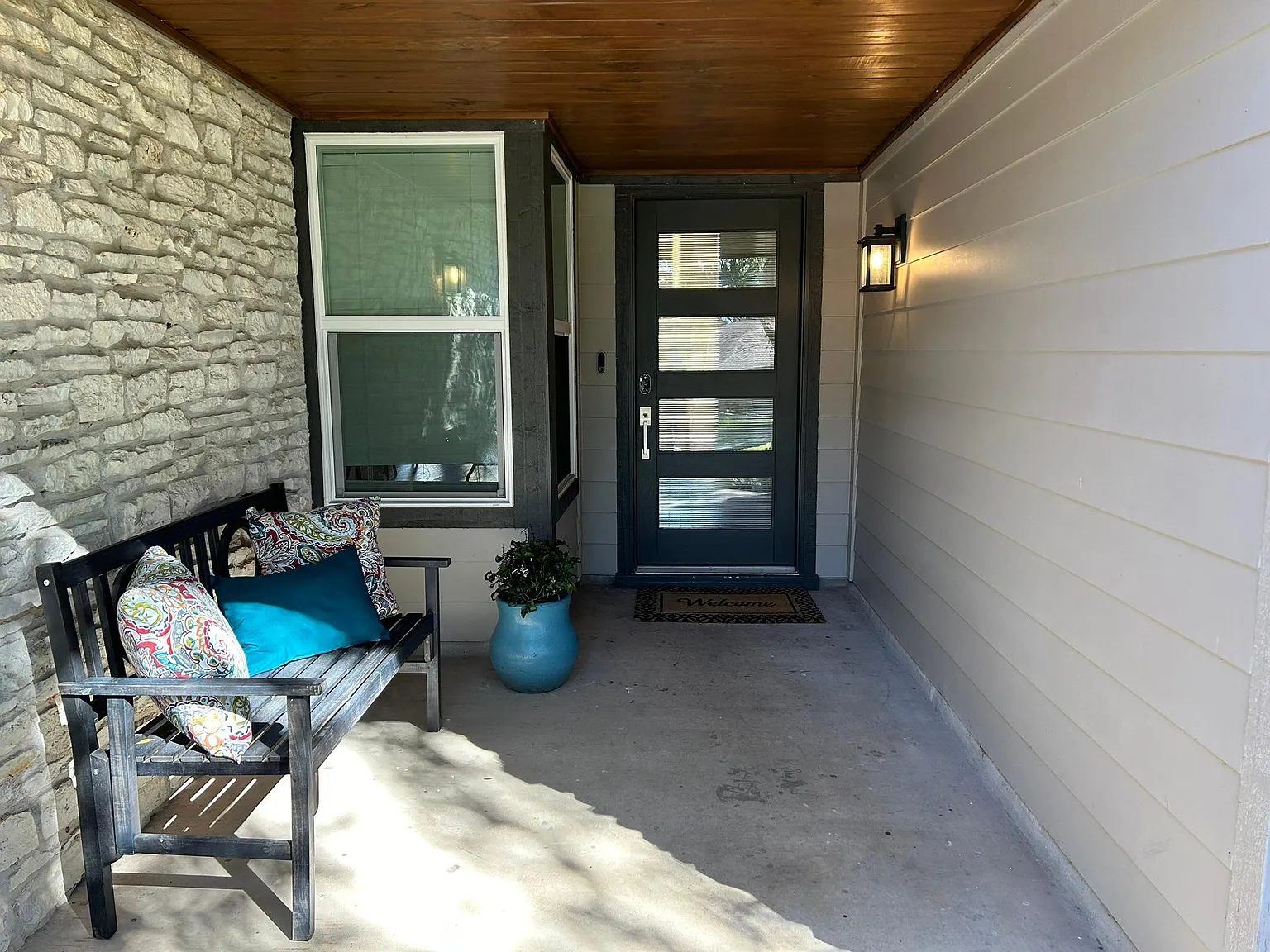 12013 Trianon Ln — Photo 2