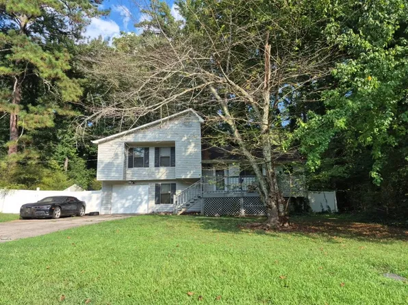 3162 Carmel Dr, Douglasville, GA 30135