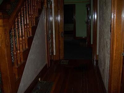 3rd image of 114 S Broadway St