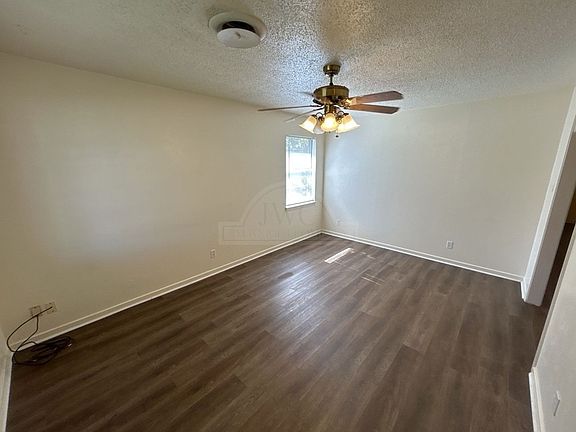 2nd image of 1501 Richard Dr