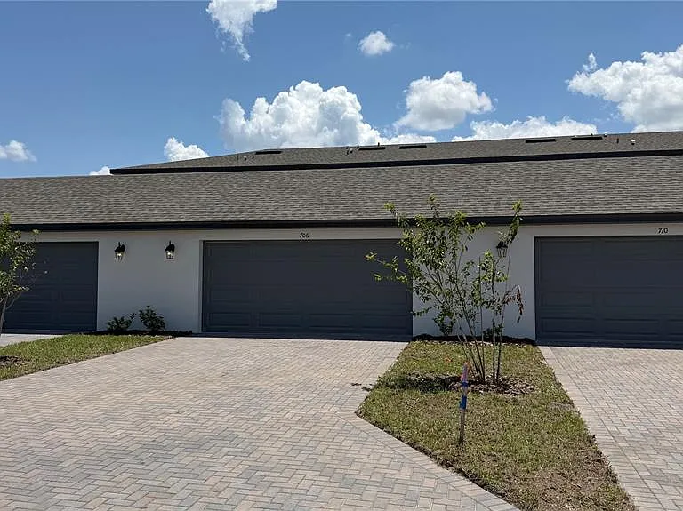 706 Blissful Gardens Way — Photo 21