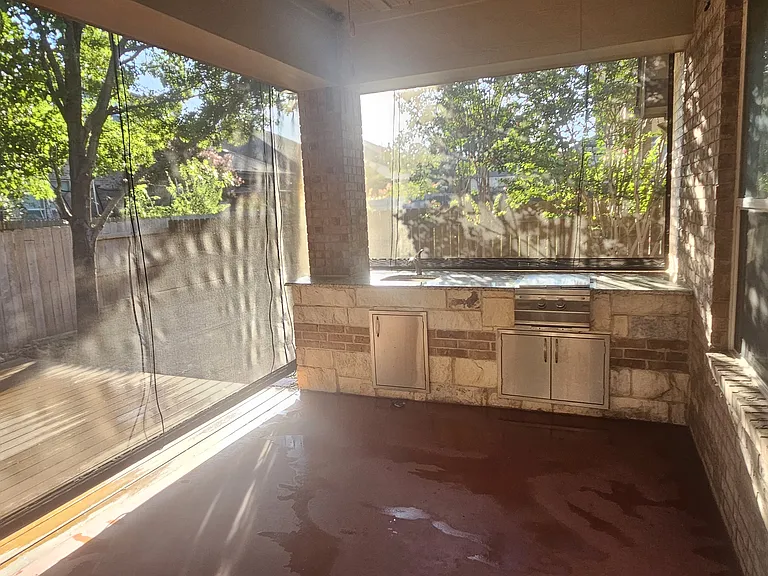116 Azimuth Dr — Photo 2