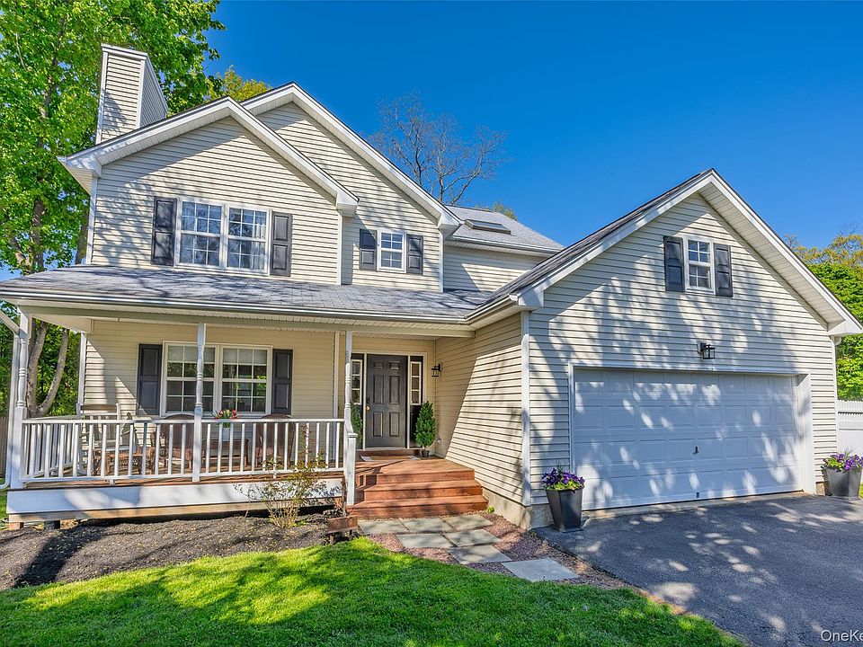 1st image of 270 Nassau Road