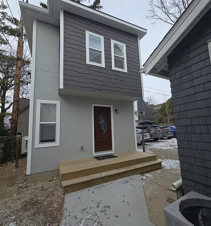 536 Walnut St #1