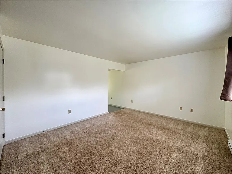 216 Pleasantview Dr — Photo 4