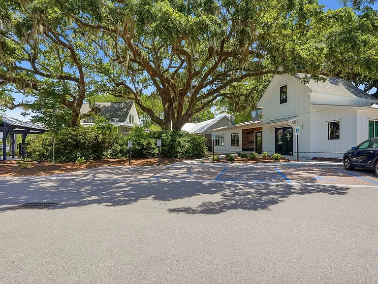 105 Risewell Ct — Photo 30
