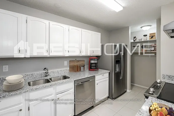 3 bed, 2.0 bath, 1351 sqft, $2,300 — Photo 3