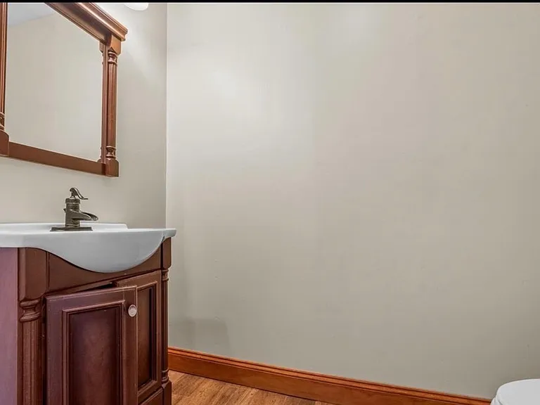 64 Hampton Gate Dr — Photo 9