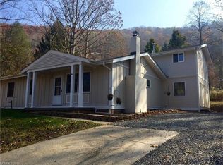 110 Sugar Cove Rd, Weaverville, NC 28787