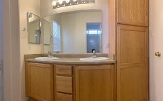 4th image of 1600 Questa Rd NE