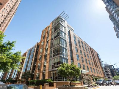 12025 New Dominion Pkwy APT 301, Reston, VA, 20190