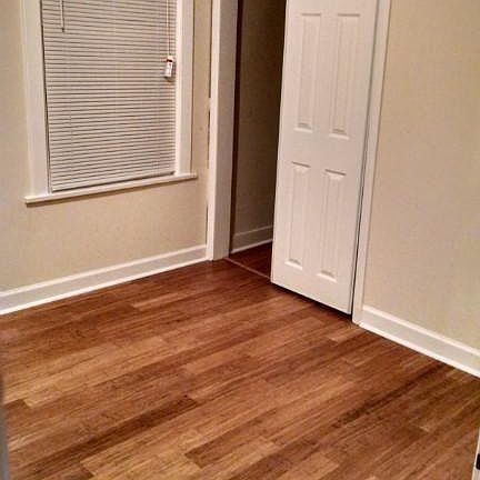 4th image of 2231 N Sawyer Ave #1