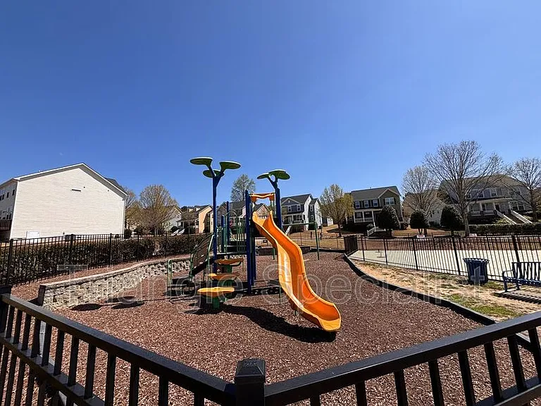 512 Austin View Blvd #307 — Photo 23