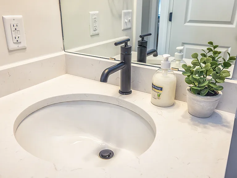 4811 Shelley Dr — Photo 13