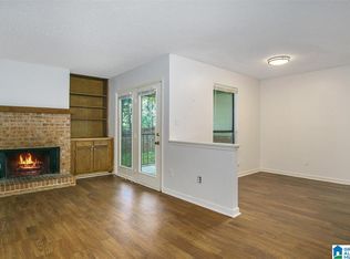 304 Gables Dr, Birmingham, AL 35244