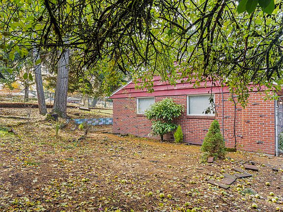5th image of 9212 Kenwood Dr SW APT 4