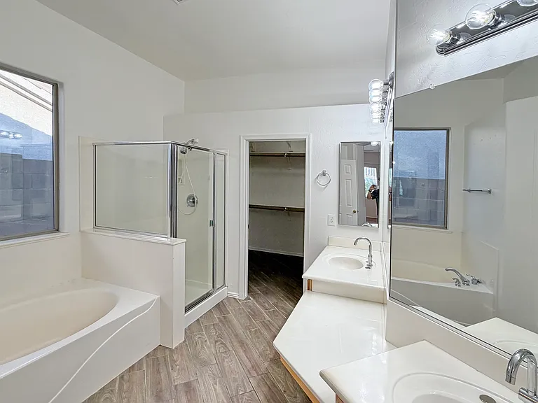 2120 E Flintlock Way — Photo 35