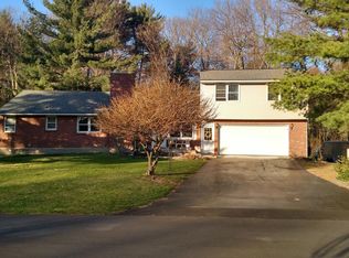 7 Albert Dr, Albany, NY 12203
