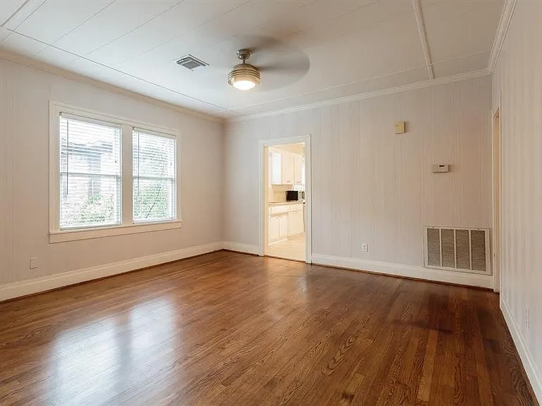 1212 Milford St #1 — Photo 12