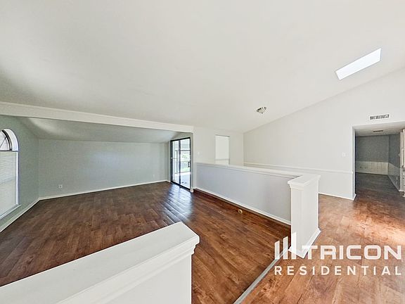 3rd image of 3816 Aspenwood Dr