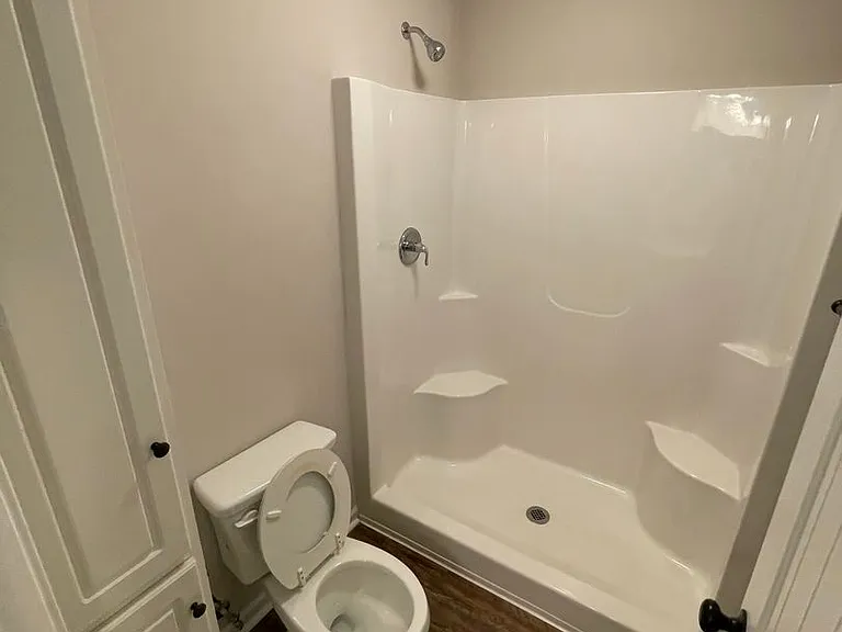 429 Andover Dr — Photo 8