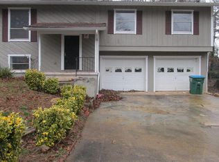 3938 Valley Brook Rd, Snellville, GA 30039