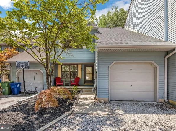 9 Partridge Ct, Marlton, NJ 08053