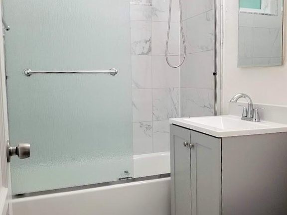 5th image of 354 Palomar Ave #354