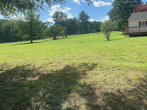 4th image of 2214 Overlook Rd