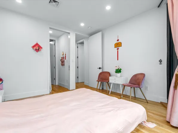 205 Freeman Street image 16 of 23