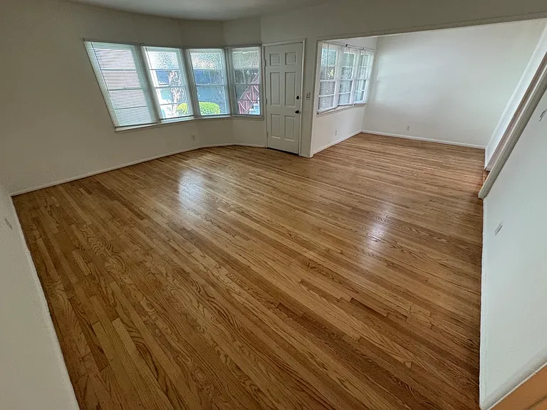 902 Alandele Ave #902 — Photo 47