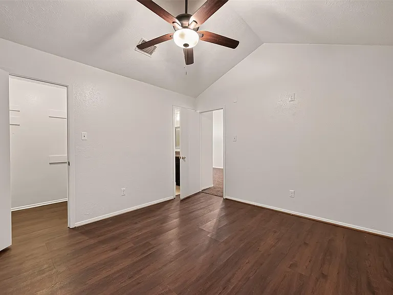 2714 S Brompton Dr — Photo 32