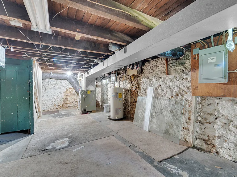1719 Kings Hwy #A — Photo 27