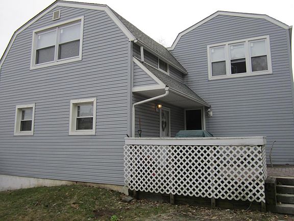 Front of Duplex facing front yard