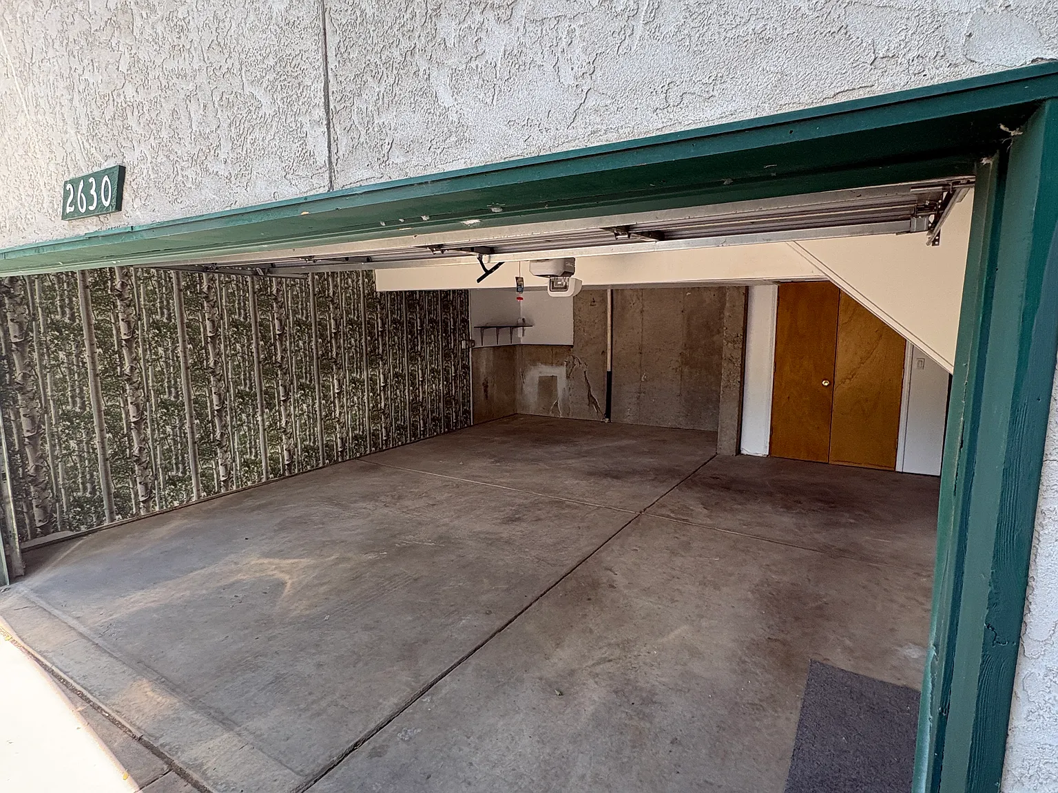 2 bed, 1.5 bath, 1250 sqft, $1,925 — Photo 3