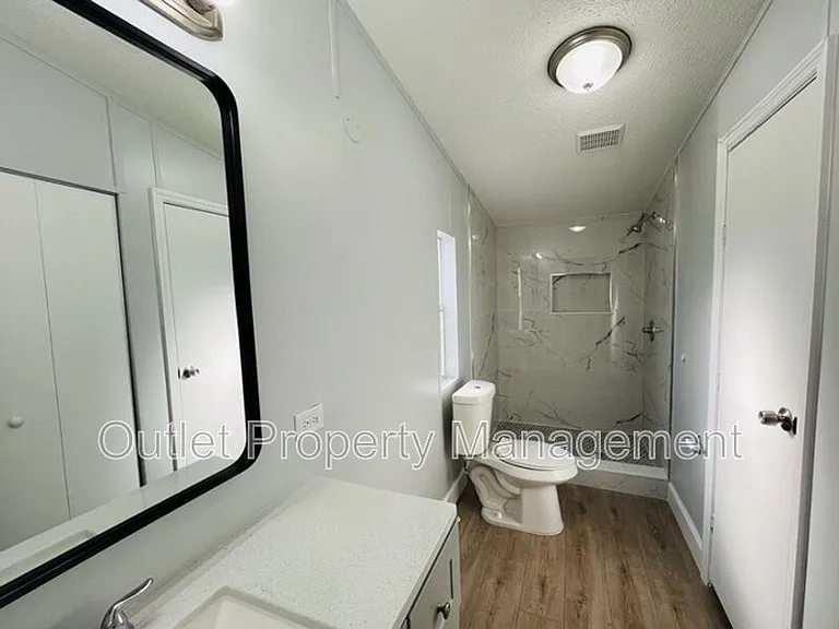 15710 Bermuda St — Photo 19
