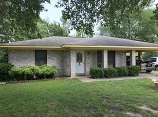 306 Short Leaf Cir, New Boston, TX 75570