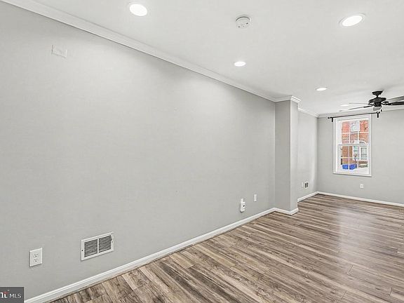 5th image of 111 E Fort Ave