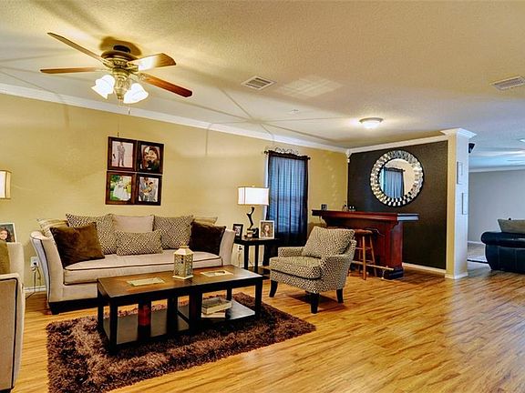3rd image of 1050 Condor Dr