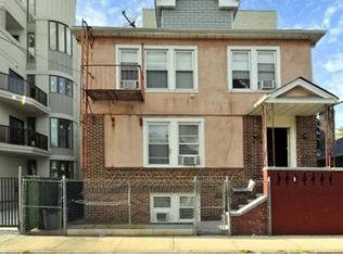 227 Brighton 2 Ln, Brooklyn, NY 11235