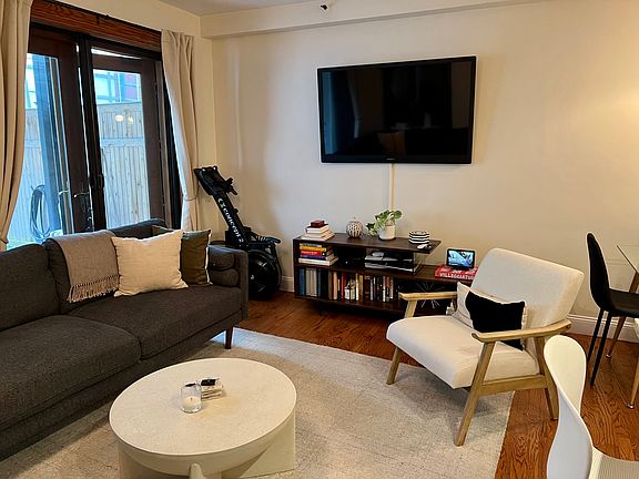 3rd image of 519 W 142nd St APT 1