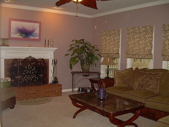 4th image of 5993 Williamsport Dr