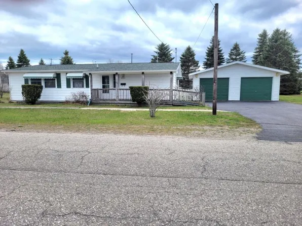 10221 Tennessee St, Oscoda, MI 48750