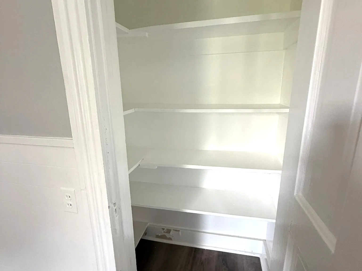3 bed, $1,300 — Photo 4