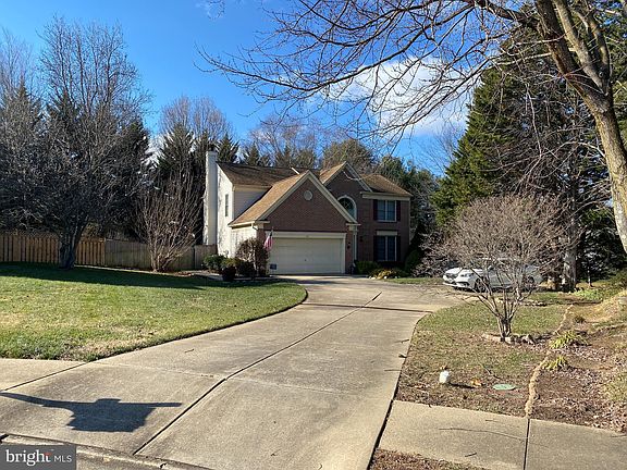 2nd image of 20 Banbury Ct