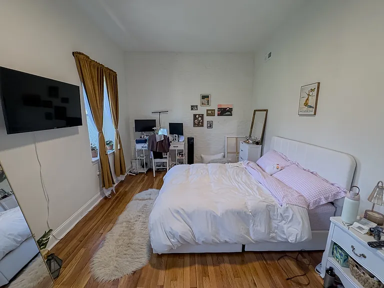 1934 Green St #3 — Photo 19